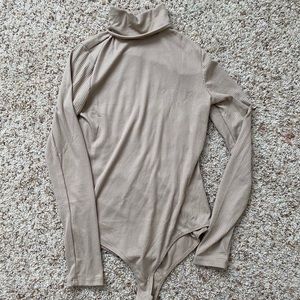 Fashion Nova turtleneck body suit